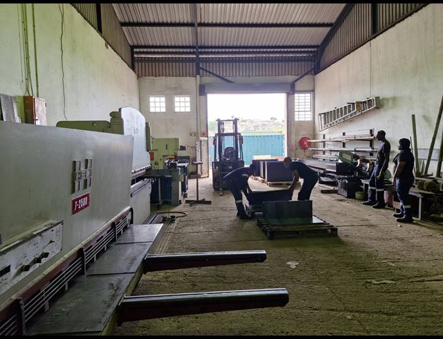 230M² INDUSTRIAL YARD TO LET IN QUEENSMEAD INDUSTRIA